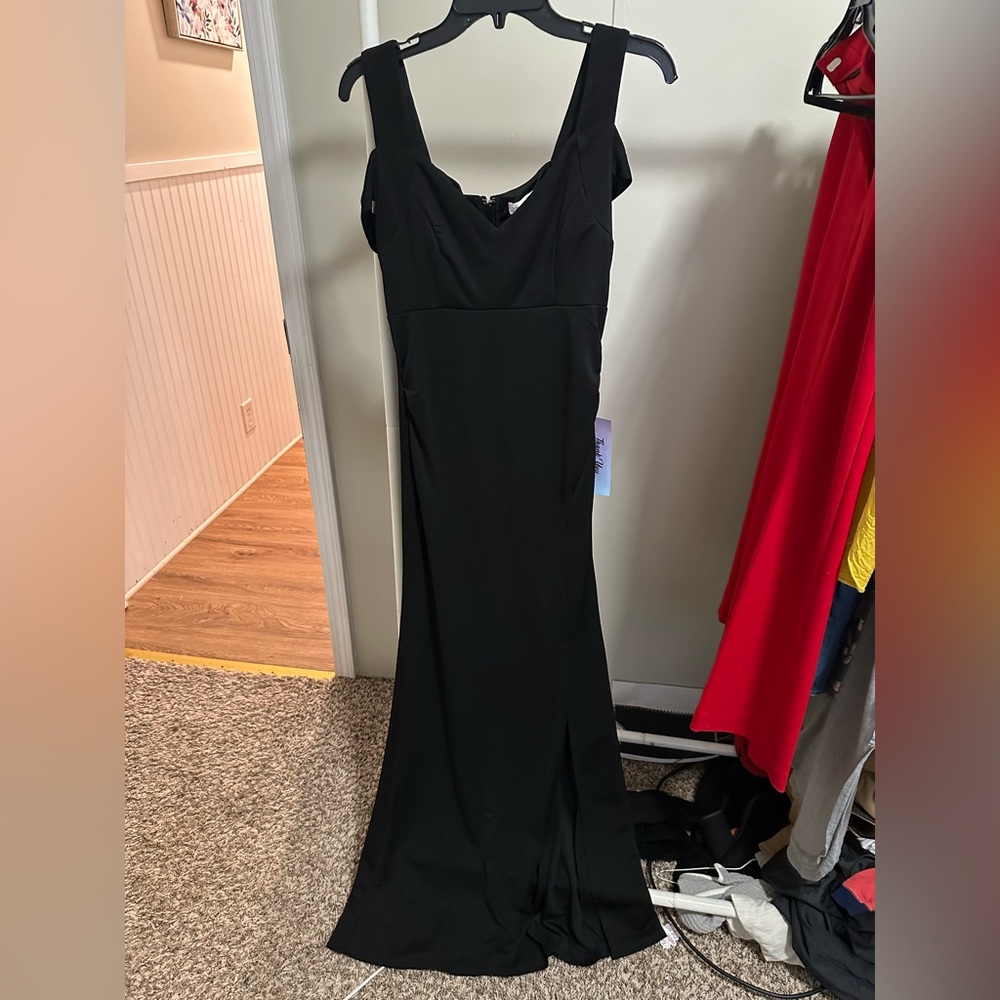 Black Long Formal Sleeveless Dress size small new with tags